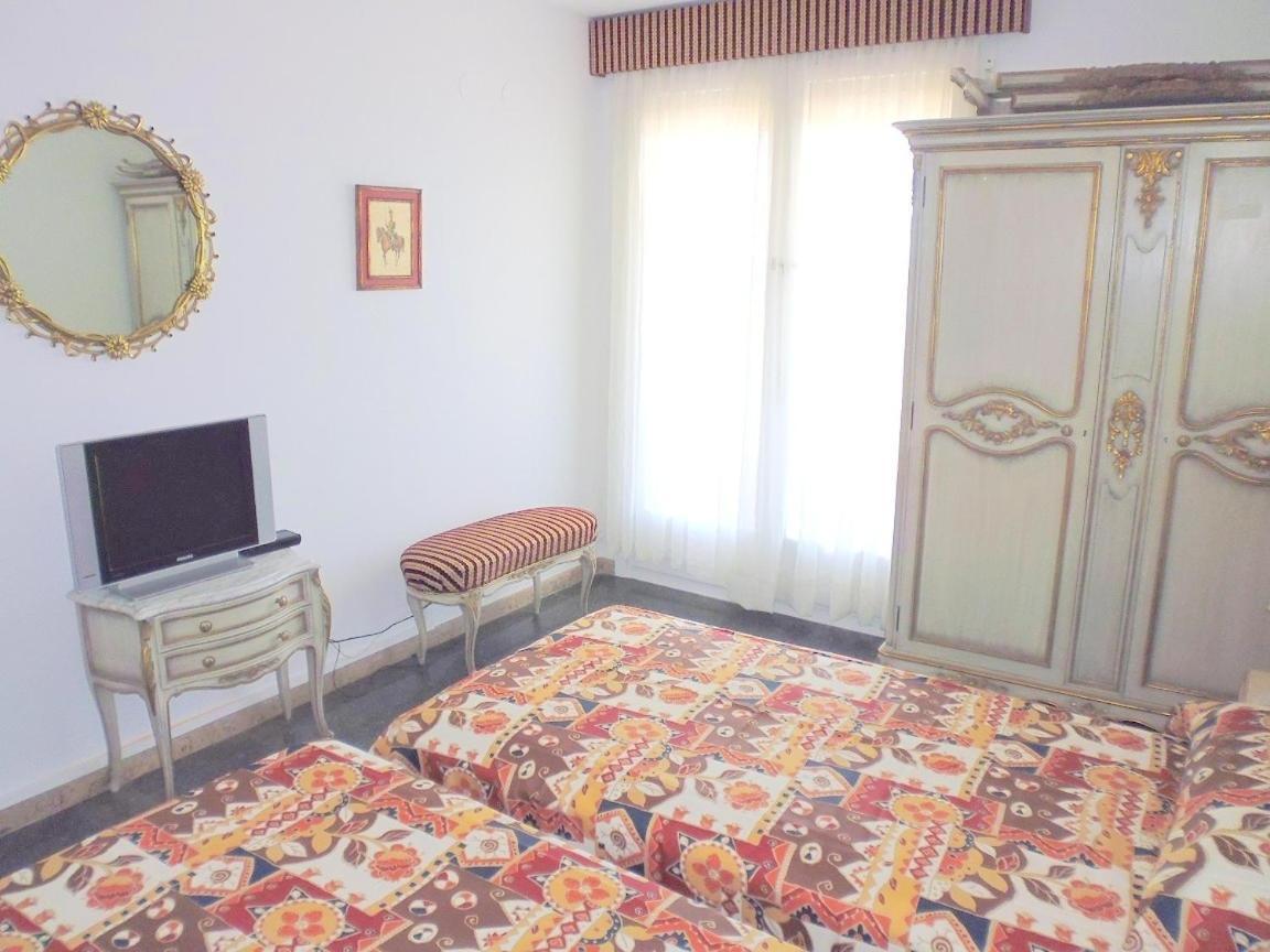Apartmán Zeus Alexis Frontal Salou Pokoj fotografie